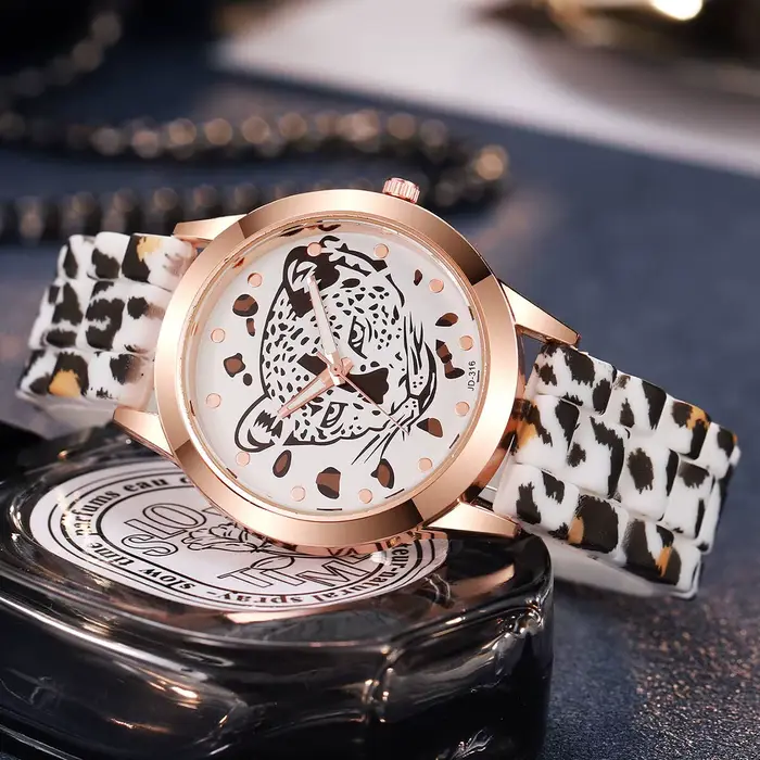 Montres pour femmes à imprimé léopard