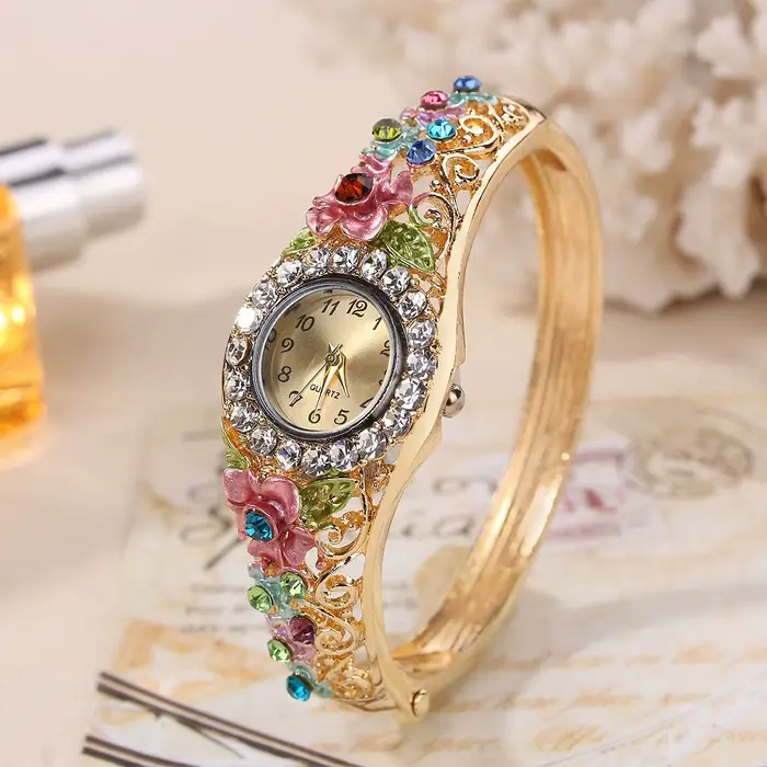 Montre-bracelet en acier inoxydable avec strass vintage pour femmes élégante et sophistiquée pour toutes les occasions