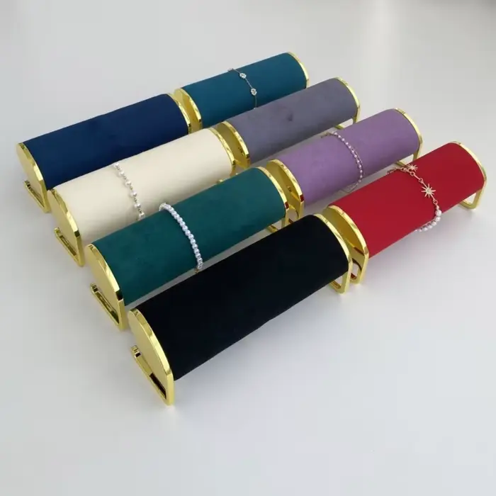 Présentoir bracelets montres sophistiqué