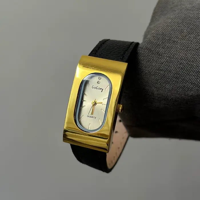 Montre Vintage Femme Carré Quartz Elégante Bracelet Cuir Occasions Spéciales