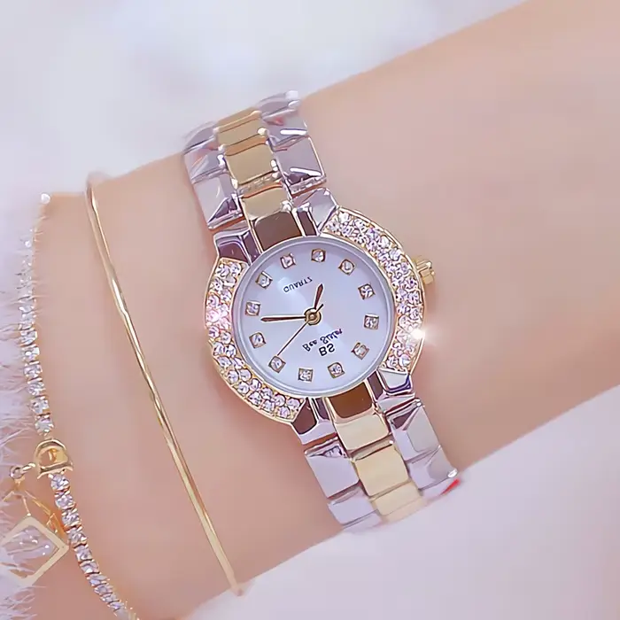 Montre de luxe pour femmes en argent et or avec mouvement quartz résistante à l'eau pour occasions spéciales et quotidien
