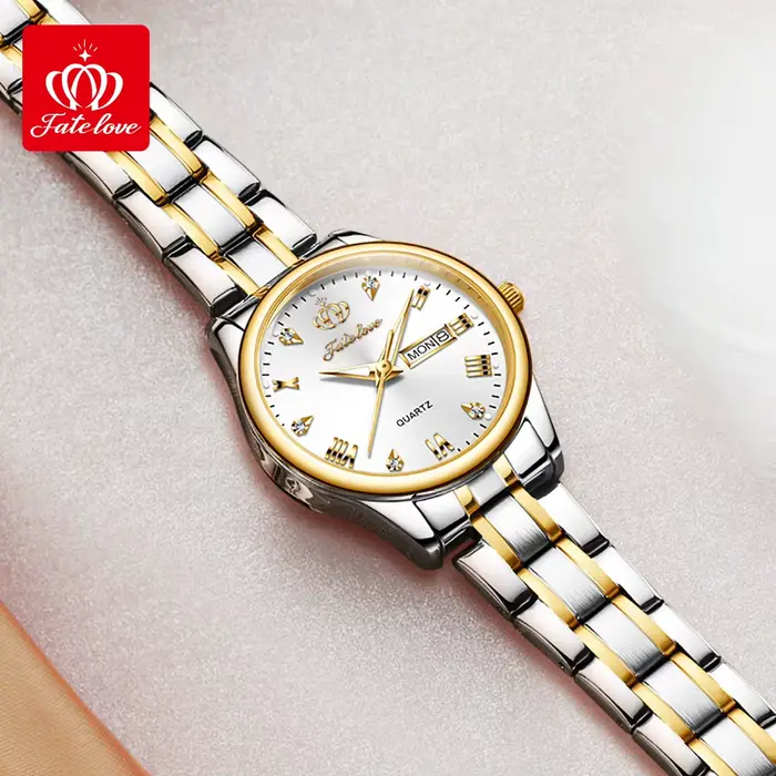 Montre-bracelet à quartz pour femme avec affichage de la date et de la semaine résistante à l'eau pour diverses occasions comme les voyages et les événements spéciaux