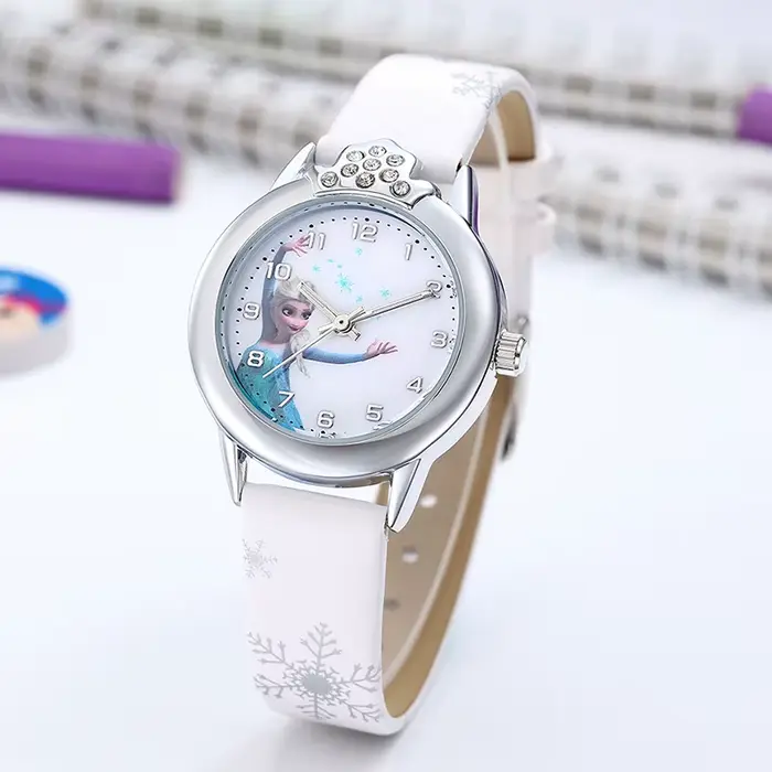 Elsa montre filles