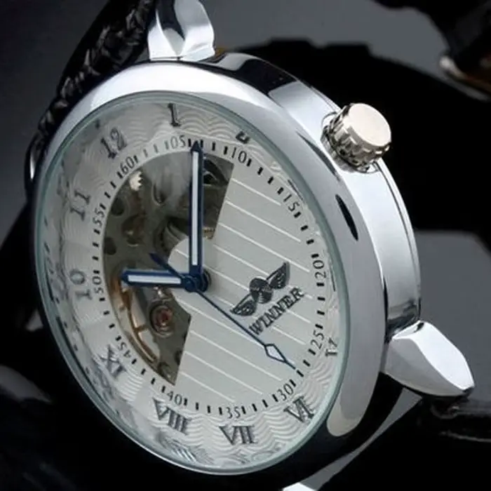 Gagnant célèbre marque mécanique chaude populaire pour hommes homme mode décontracté classique squelette montres cadran en or bracelet en cuir