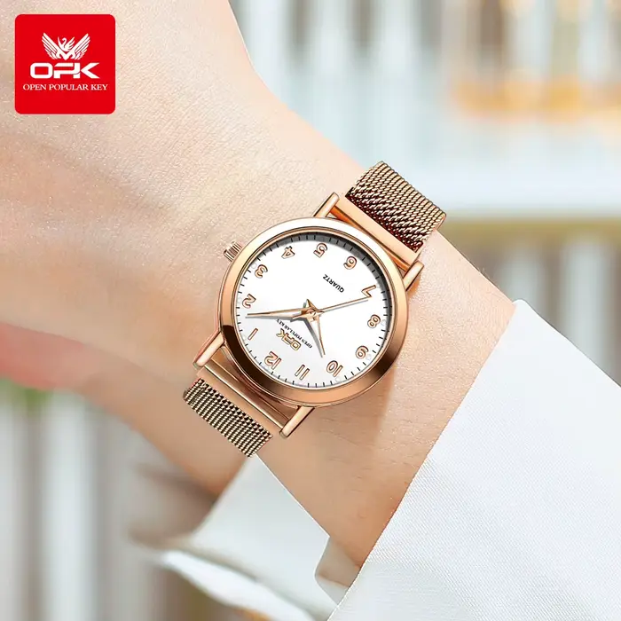 Montre OPK 8115 Quartz Femme Élégante Bracelet Acier Maillé Occasions Spéciales Pratique Résistante À L'Eau