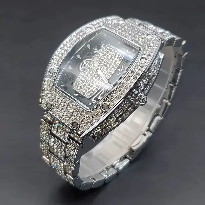 Montre Tonneau de Luxe en Argent pour Homme