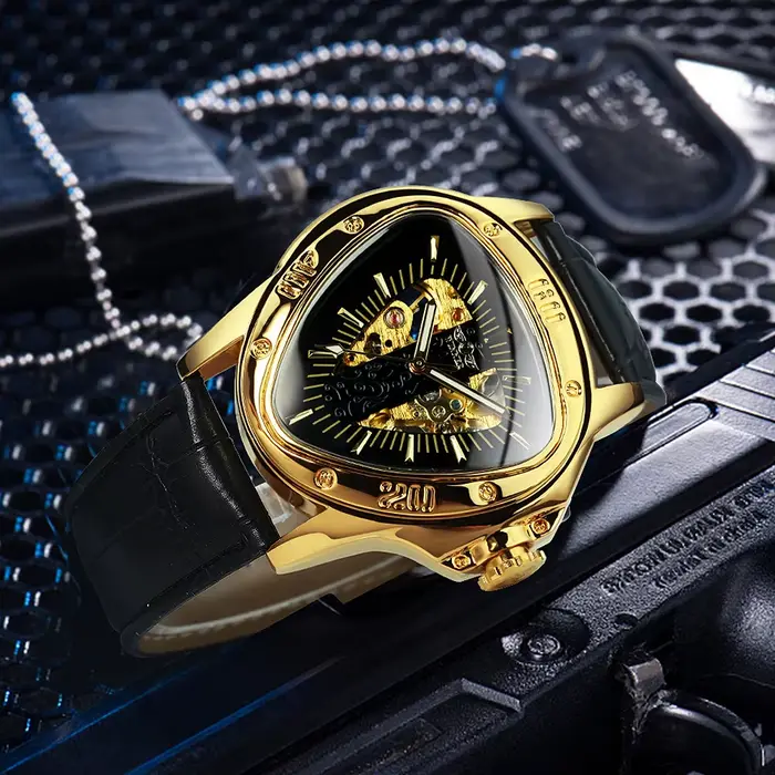 WINNER sport hommes montres haut de gamme de luxe or Triangle squelette automatique montre mécanique