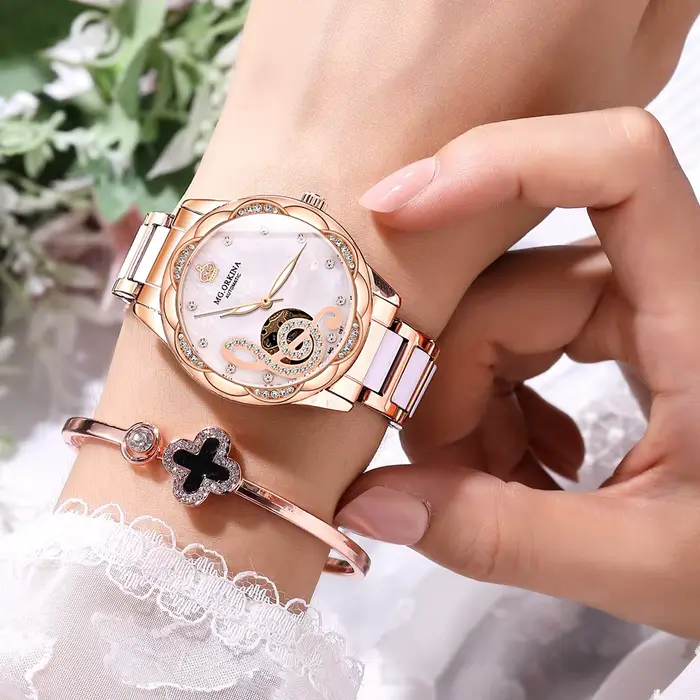 Montres mécaniques pour femmes