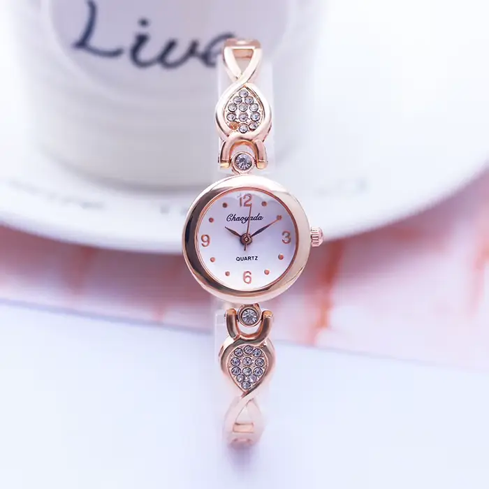 Montres à quartz diamant pour jeunes filles, 600 pièces, bracelet en forme de gouttelettes d'eau, lu
