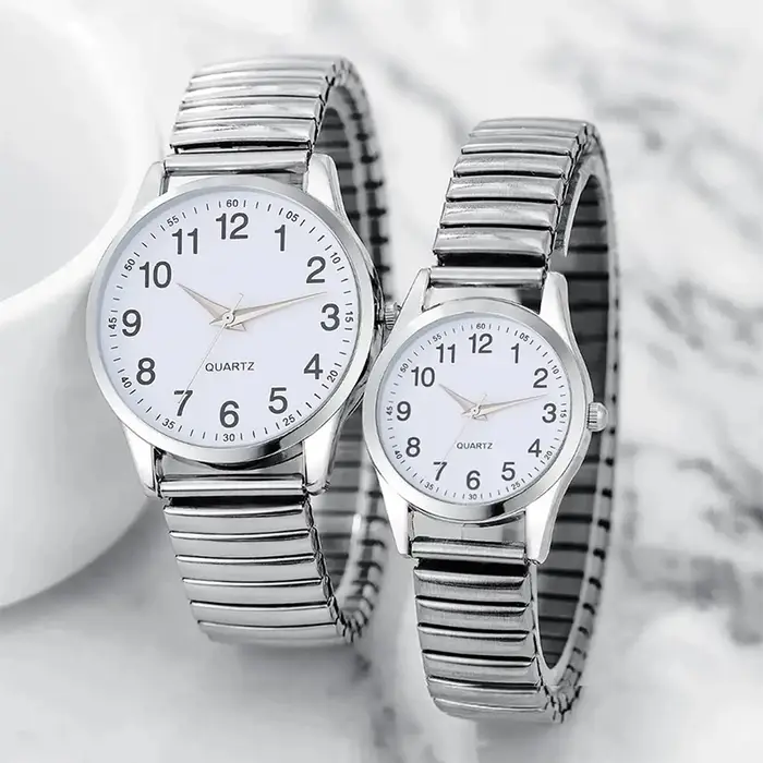 Montres couple mode et décontracté avec cadran à marqueurs de chiffres arabes pour homme et femme occasions spéciales