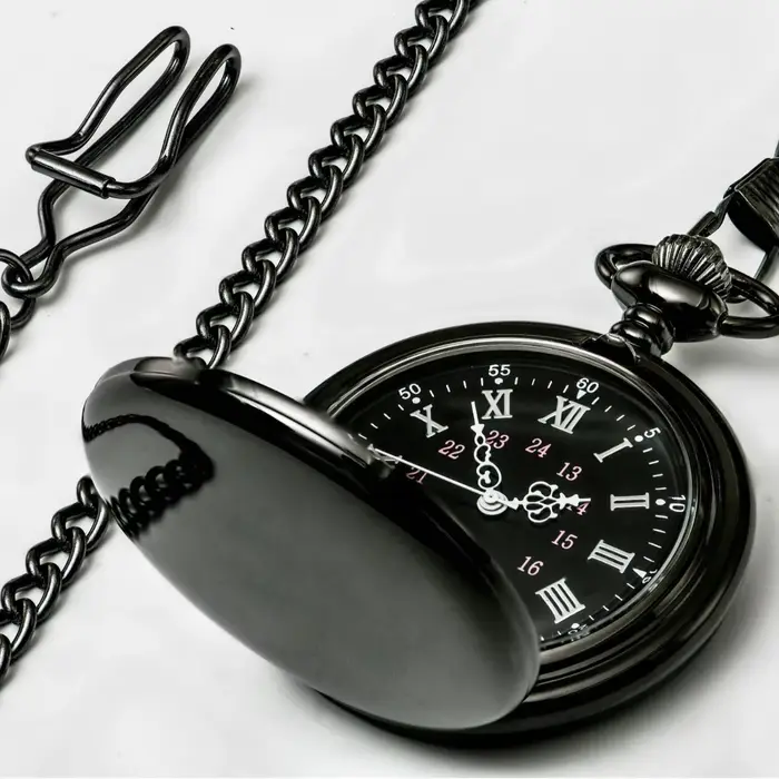 Montre de poche vintage avec chiffres romains et arabes