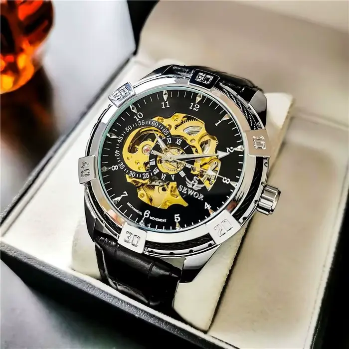 Nouvelle montre mécanique automatique haut de gamme avec design creux double face pour hommes