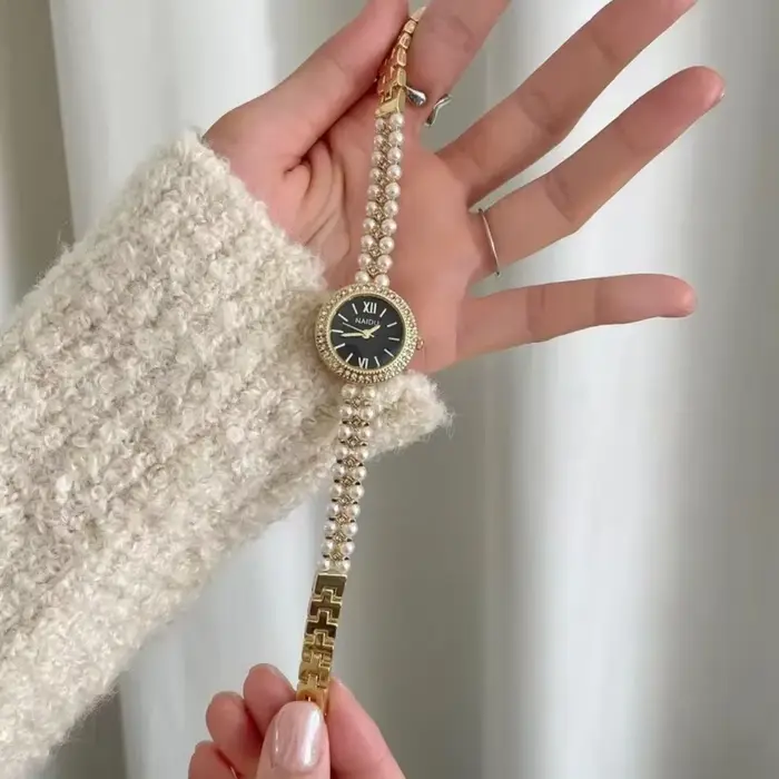 Montre-Bracelet de luxe petit cadran montre de mode pour les femmes nouvelle perle cloutée montres à Quartz Relojes Para Mujer livraison directe