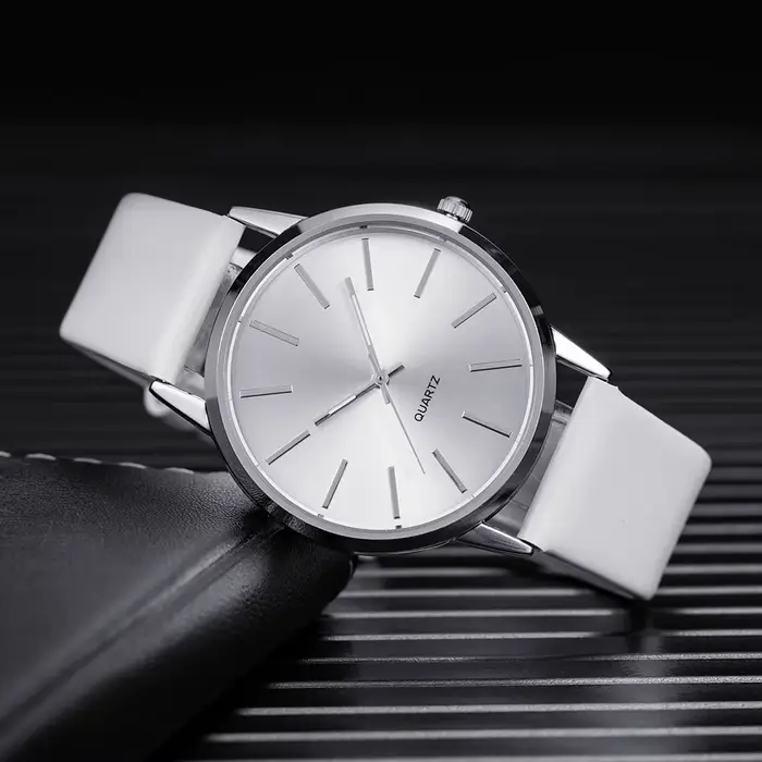 2025 hommes montres haut de gamme de luxe bracelet en cuir marron Quartz montre-bracelet