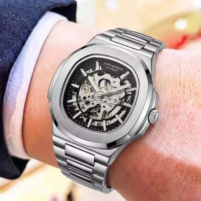 Montre mécanique squelette entièrement automatique pour homme