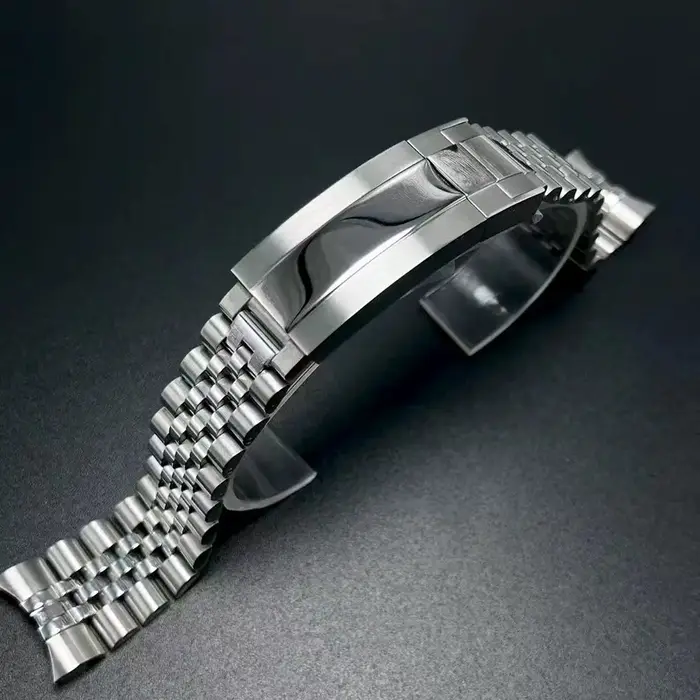 Montre automatique homme cadran bleu brossé acier inoxydable résistance à l'eau pour différentes occasions