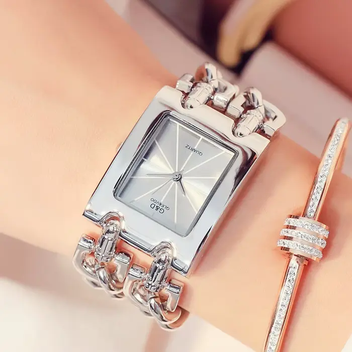 G & D-Montre-bracelet à quartz double bracelet pour femme
