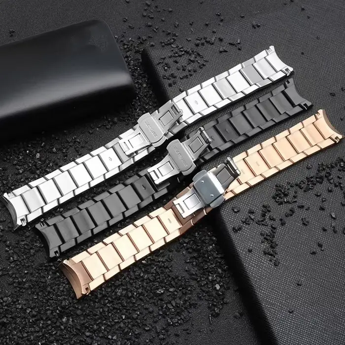 Bracelet en acier inoxydable massif à extrémité incurvée de 22mm