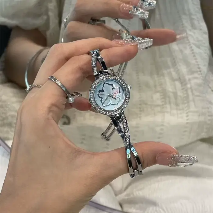 Montre-bracelet à quartz CILOA pour femme