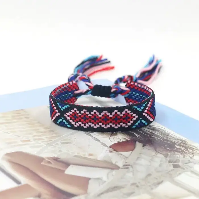 Bracelets d'amitié tissés bohême népal