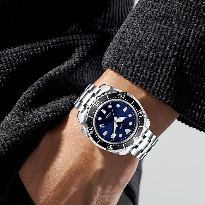 Montre WM, montres mécaniques automatiques