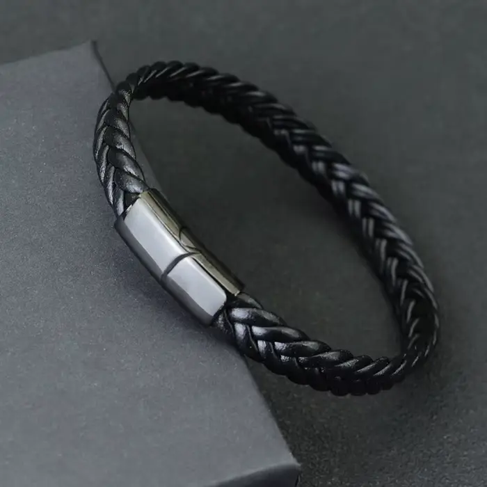 Bracelet en acier inoxydable pour hommes