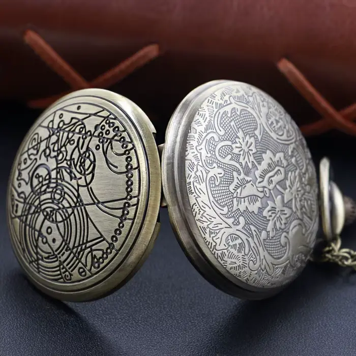 Montre de poche à Quartz en Bronze avec pierres précieuses mystéruses Doctor Strange
