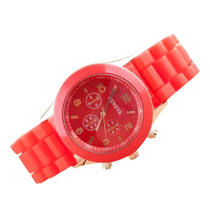 Montre à quartz en silicone blanc pour femmes, montre-bracelet tendance pour dames, cadeaux pour fil